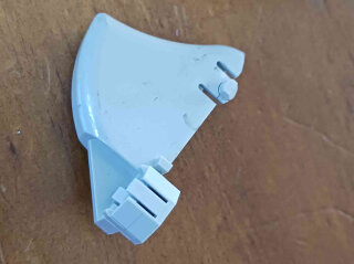 Cracked pivot point inside the Dreamcast trigger.
